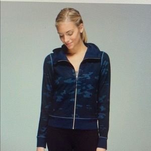 Lululemon Namaskar Hoodie Camo -  Size 10